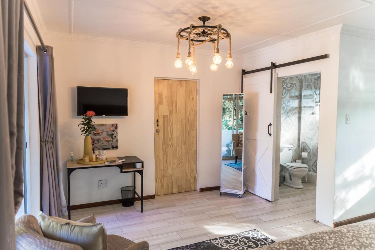 Gabbys Cottage Guesthouse Bloemfontein Luaran gambar
