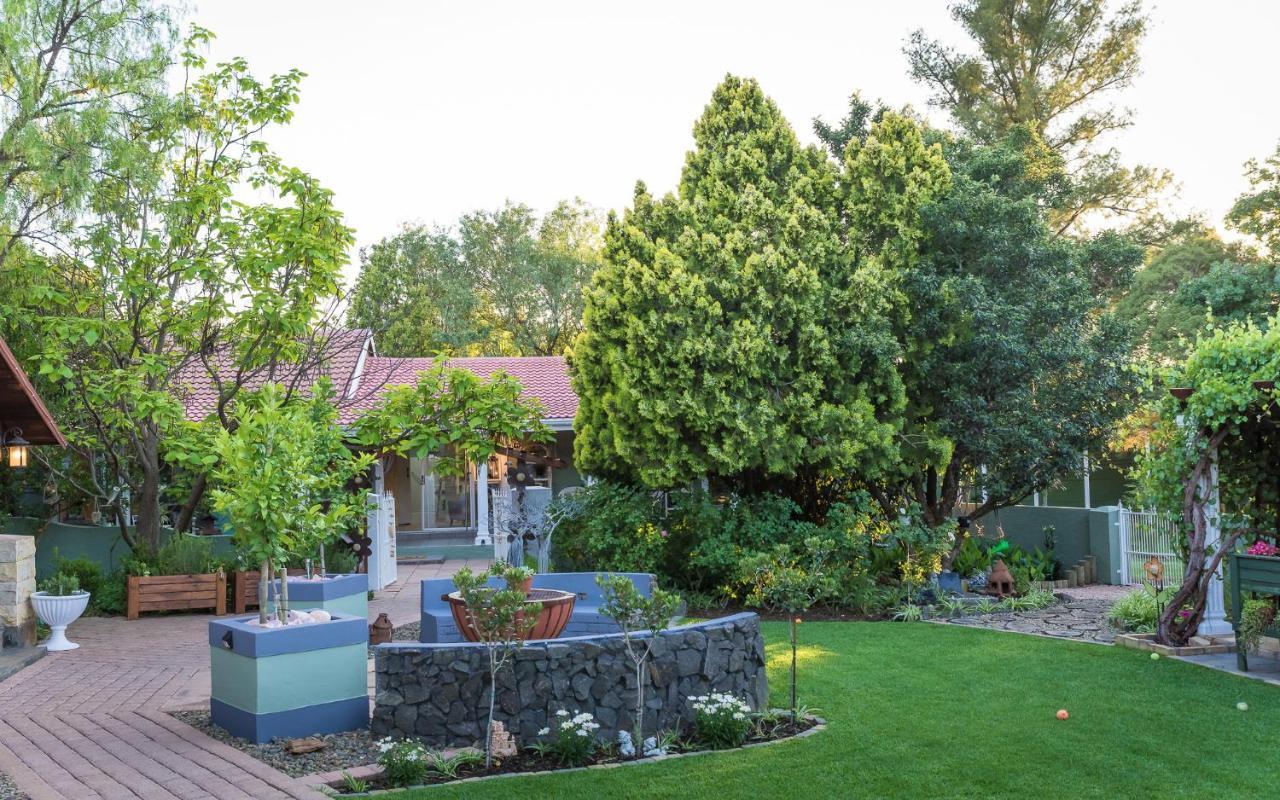 Gabbys Cottage Guesthouse Bloemfontein Luaran gambar