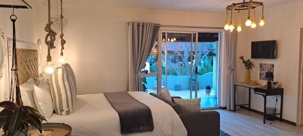 Gabbys Cottage Guesthouse Bloemfontein Luaran gambar