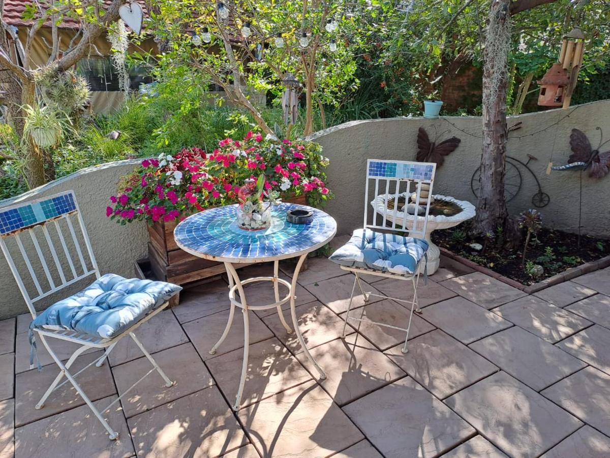 Gabbys Cottage Guesthouse Bloemfontein Luaran gambar