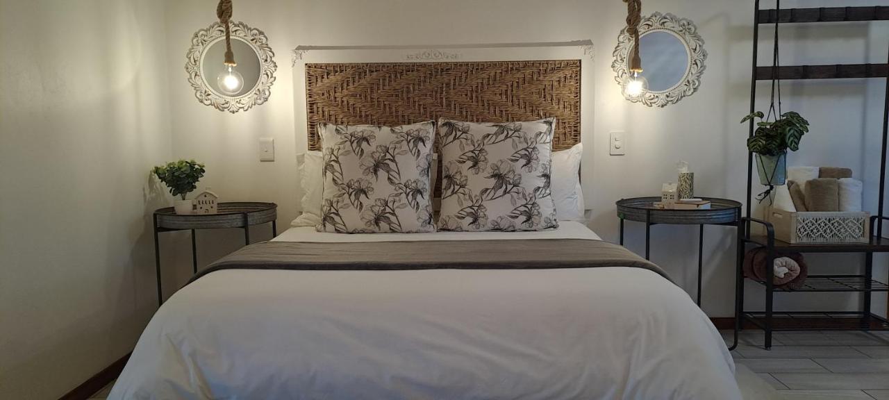 Gabbys Cottage Guesthouse Bloemfontein Luaran gambar